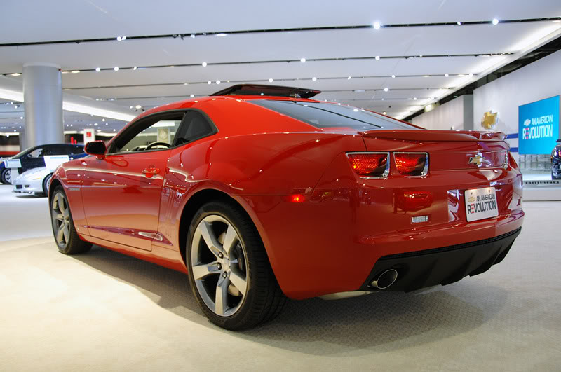 Name:  camarossdetroit09_03.jpg
Views: 11
Size:  80.9 KB