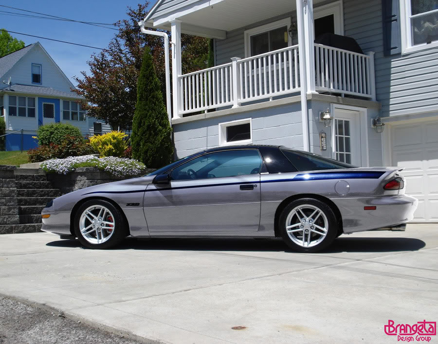 Name:  purplecamaroz28dreamcarmesscopy2.jpg
Views: 29
Size:  155.0 KB