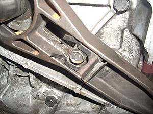 LT1 clutch fork disengagement issues...please help!-dscn2162.jpg