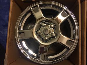 C5 chrome Corvette wagon wheels 0-4.jpg