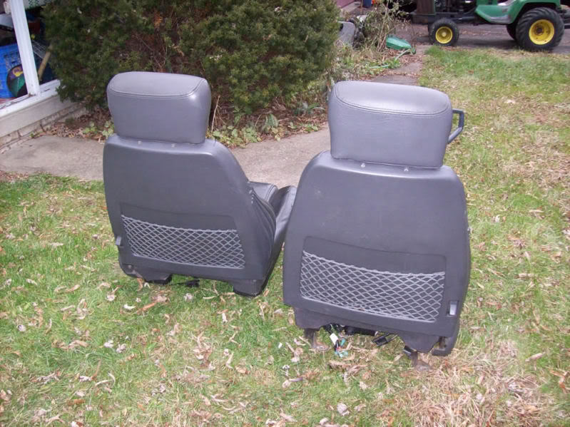 Name:  1998TAseats010.jpg
Views: 14
Size:  108.0 KB