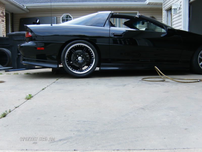 Name:  09CAMARO1.jpg
Views: 1823
Size:  73.9 KB